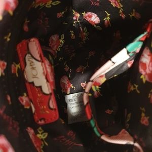Betsey Johnson Bags - Betsy Johnson Red Floral Crossbody Bag Betsey Johnson Bags - Betsy Johnson Red Floral Crossbody Bag